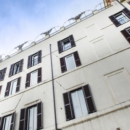 Torre Argentina Relais - Residenze di Charme Отели рядом с достопримечательностью «Театр Арджентина»