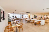 Lemon Tree Hotel Chandigarh Hotels in Chandigarh