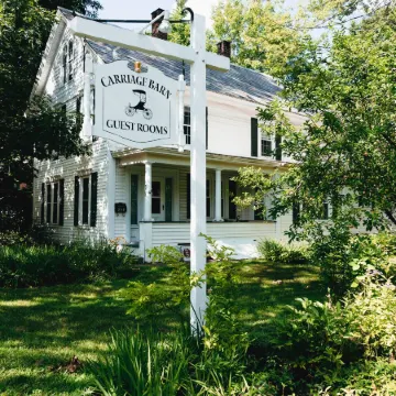 Carriage Barn Inn