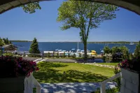 Spruce Point Inn Resort and Spa - Ocean View
