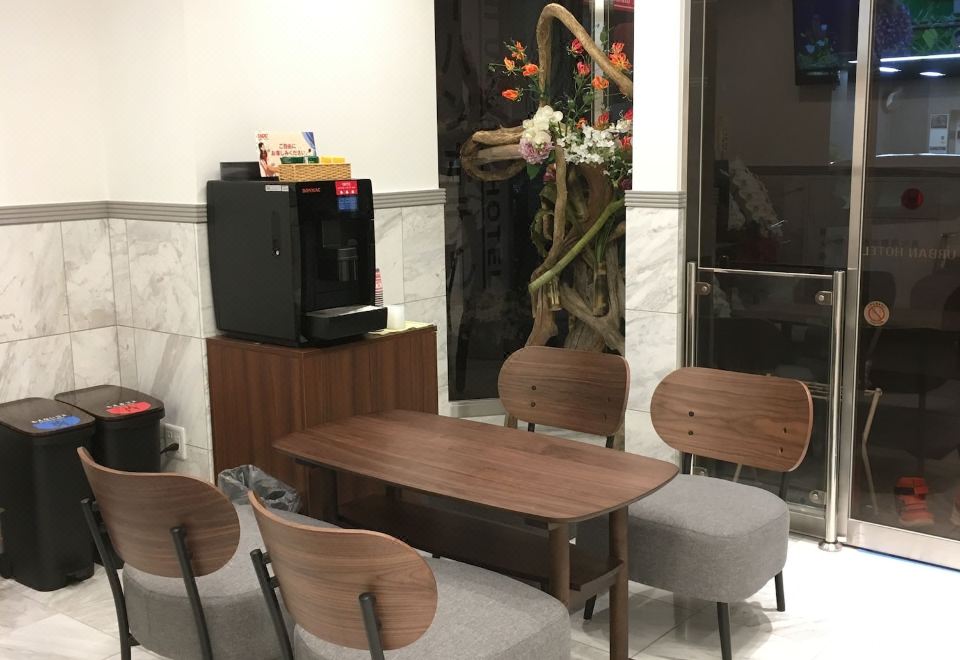 심바시 어번 객실