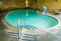 Silver Surf Motel - Beach