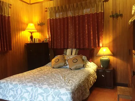 Shanti Lodge