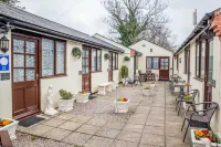 The Farmers Boy Inn Guest House Hotels in Aston Ingham