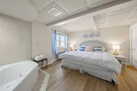 Bella Vista Suites Lake Geneva Hotels in Lake Geneva