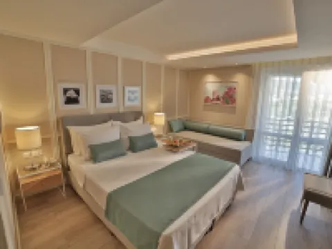 ラウダ リゾート ホテル アルティノルック エドレミトのホテル