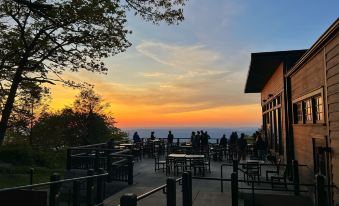 Skyland Resort