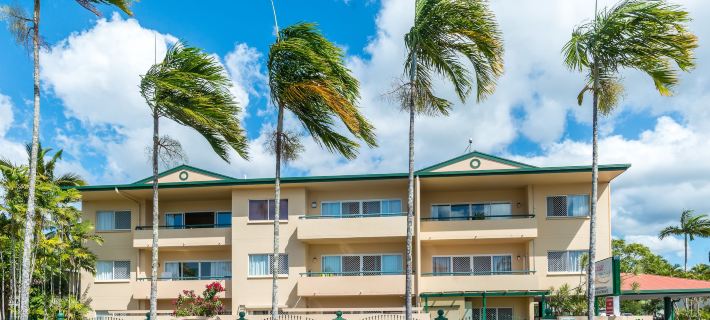 Tradewinds McLeod Holiday Apartments Hotels in Cairns North