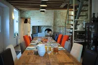 Le Chalet Champenois Hotels in Bethon