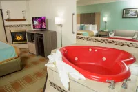 Pigeon River Inn - Hot Tub