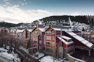 Marriott's Summit Watch Hotels in Park City