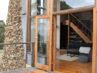 Peppermint Ridge Retreat Hotels in Kettering