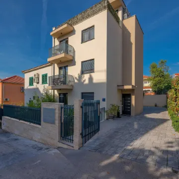 Seven Seas Residence