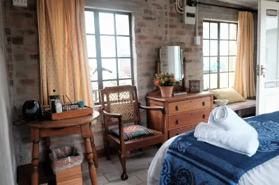 The Yard - Hostel Hôtels à : Gordons Bay