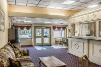 Econo Lodge Airport Hotels in Spring Ridge