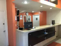 Motel 6 Raleigh, NC Cary