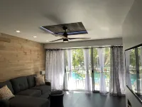 Dazzling Waikiki Apt Sleeps 7-excellent A/C & PARKING included - Bungalows