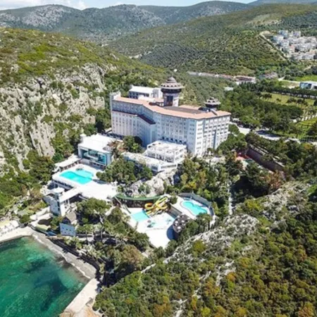 Ladonia Hotels Adakule