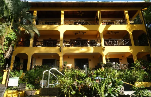 芒果月亮別墅酒店