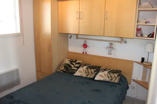 Appartement Climatisé Face à la Plage Avec Piscine Surveillée