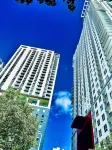 Modern High-Rise Condo with Pool/Gym, in Central DT Miami!
