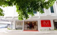 M Hotel Medan - 2-Star