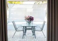 Boom69 Guesthouse Hotels in Parys