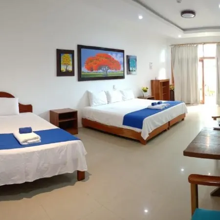 Galápagos Isabela Hotel Loja