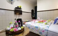 AOE Hotel Bandungan Hotel dekat Gereja Katolik Kayuwangi