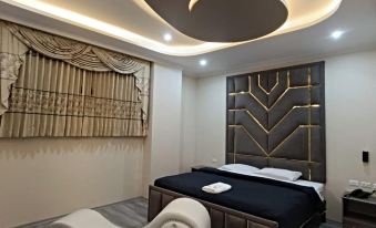 Hostal Kapital City
