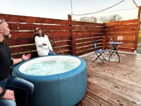 Berry Dome Hotels in Pouligny-Notre-Dame