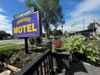 Crestwood Motel Hotels in Burlington