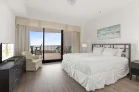 Grand Pointe 512 Gulf-front Stunning Views Top-notch Amenities
