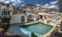 Boutique Pueblo Lindo - Pools