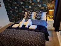 Fantastic Large Room with  free parking