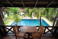 Muangthong Boutique Hotel - parking