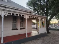 OCCIDENTAL GUESTHOUSE Hotels in Bluewater Bay