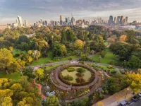 A Lux 3BR Townhouse in South Yarra, FREE Parking
