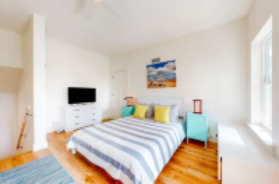 Beachside Bliss at Driftwood Cottage - Unit 1