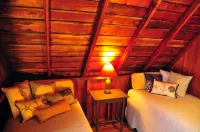 Cottage #8 - Spectacular views of Cape Cod Bay on a private association beach!