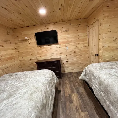 Mama Bears den “The perfect location to visit the Hatfield and McCoy trails”