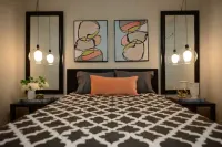 Midtown Gem! Sleeps 3 Near Richmond and Montrose