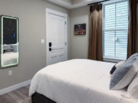 Aviation Design~DNTN~W&D~Fully Loaded Kitchen Hotels in 