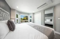 High Point Guesthouse - Next to Seattle Chinese Garden Hotel di 