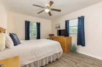 Key West Charm in Tarpon Springs!