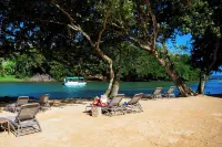 Ocean's Creek Beach Hotel - Romantic
