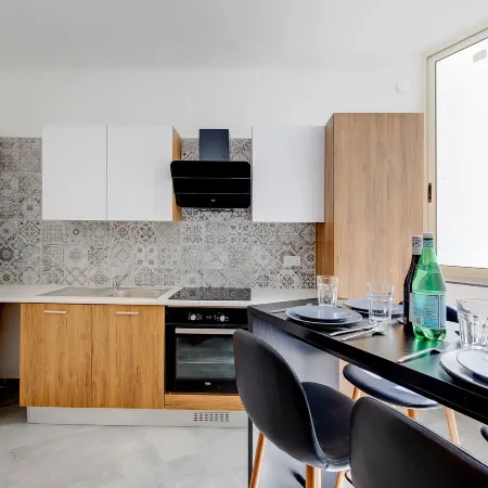 Perfect Location, Modern 2Br Apartment