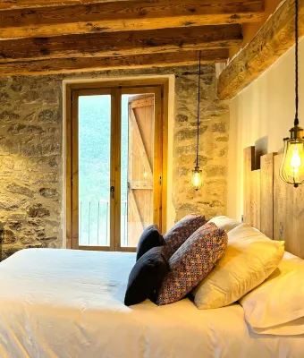 A totally renovated rural design house in the middle of nature.