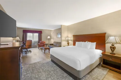 Best Western Plus Vineyard Inn  Suites Hotels in Penn Yan