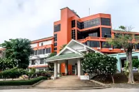 Beverly Hill Park Hotel Các khách sạn ở Nakhon Sawan